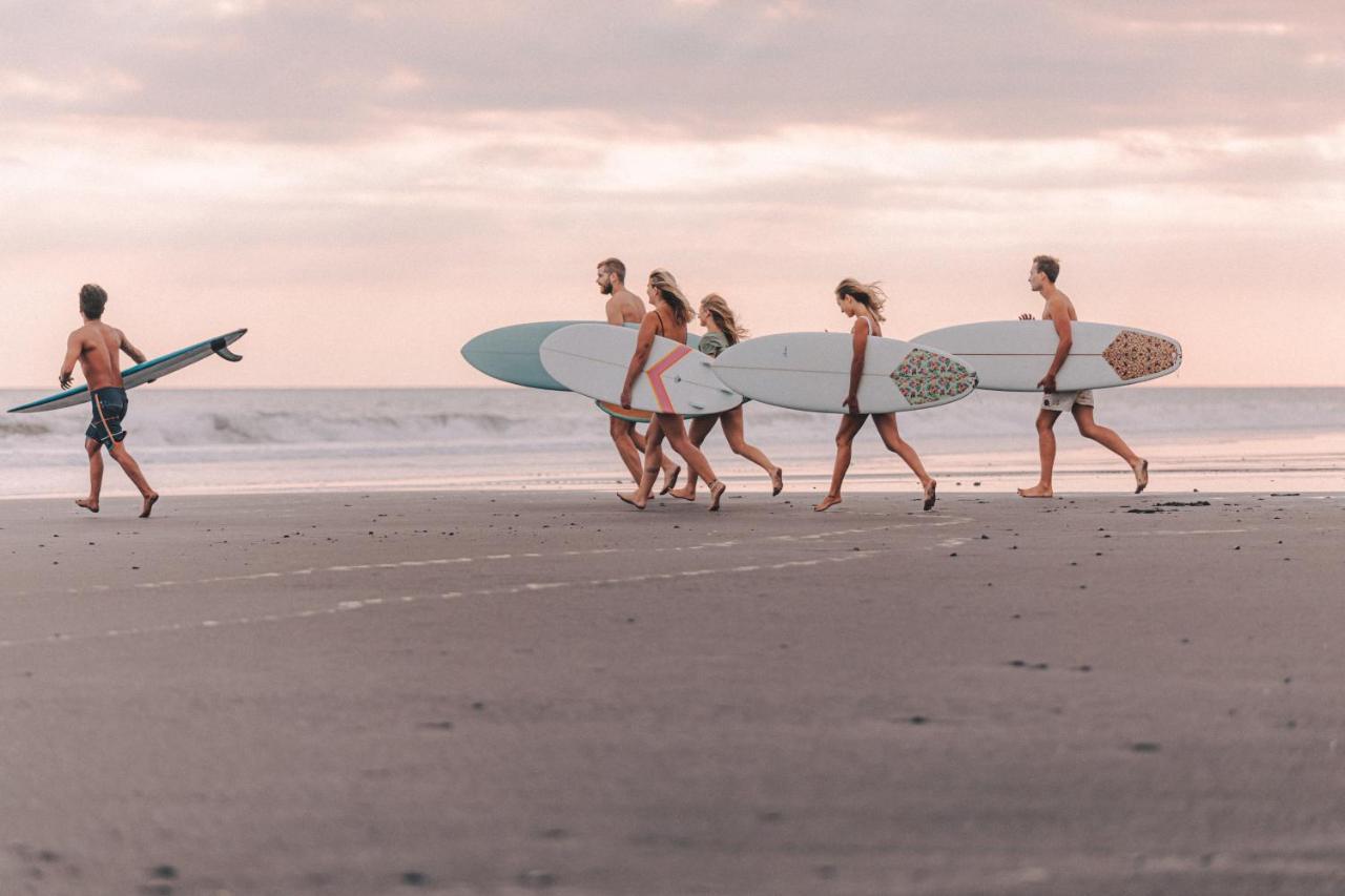 Seaside Tribe - Boutique Surf Stay & Retreat Tanah Lot Eksteriør bilde