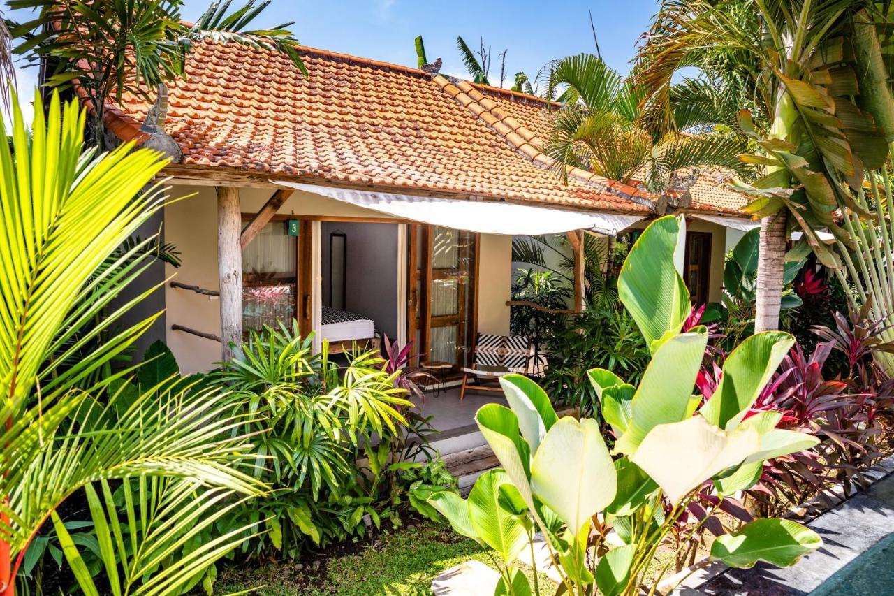 Seaside Tribe - Boutique Surf Stay & Retreat Tanah Lot Eksteriør bilde