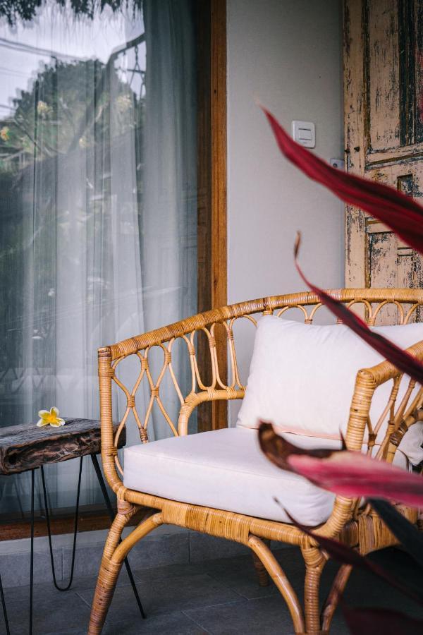 Seaside Tribe - Boutique Surf Stay & Retreat Tanah Lot Eksteriør bilde