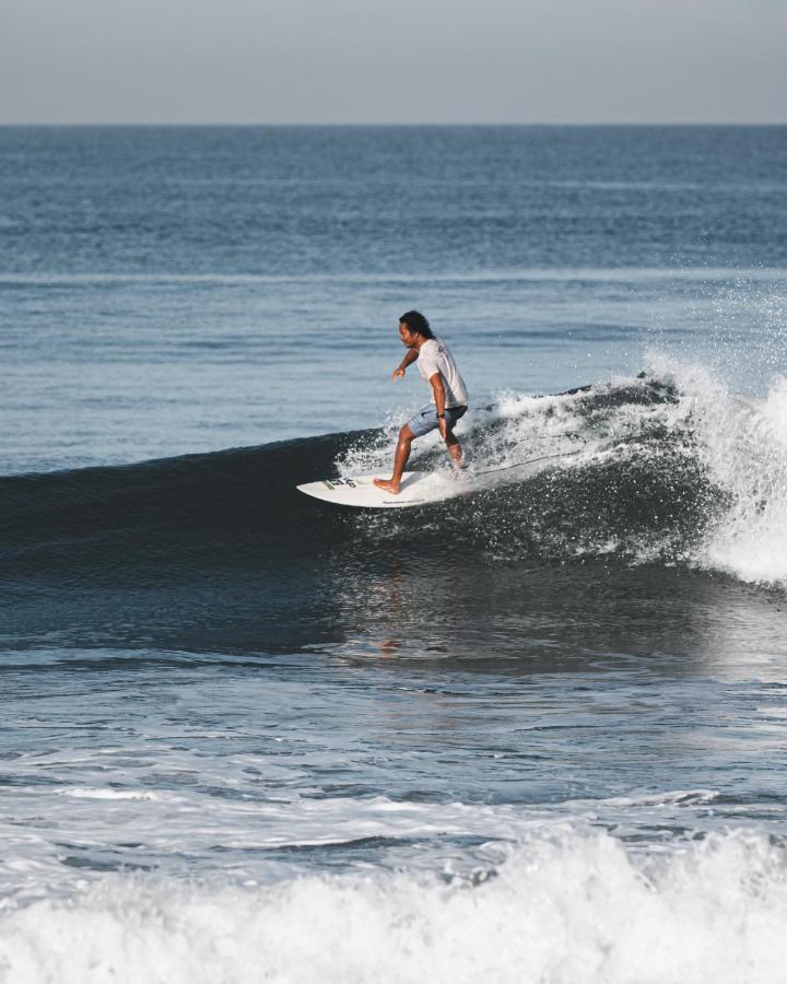 Seaside Tribe - Boutique Surf Stay & Retreat Tanah Lot Eksteriør bilde